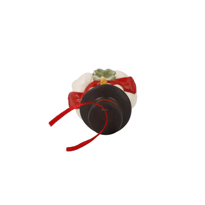 66704711 - Goebel Schneemann, Hänger, Fridolin mit Kleeblatt - 5cm - 2025