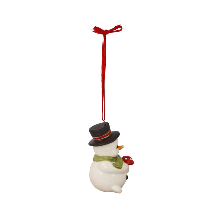 66704701 - Goebel Schneemann, Hänger, Rudi mit Glückspilz - 5cm - 2025