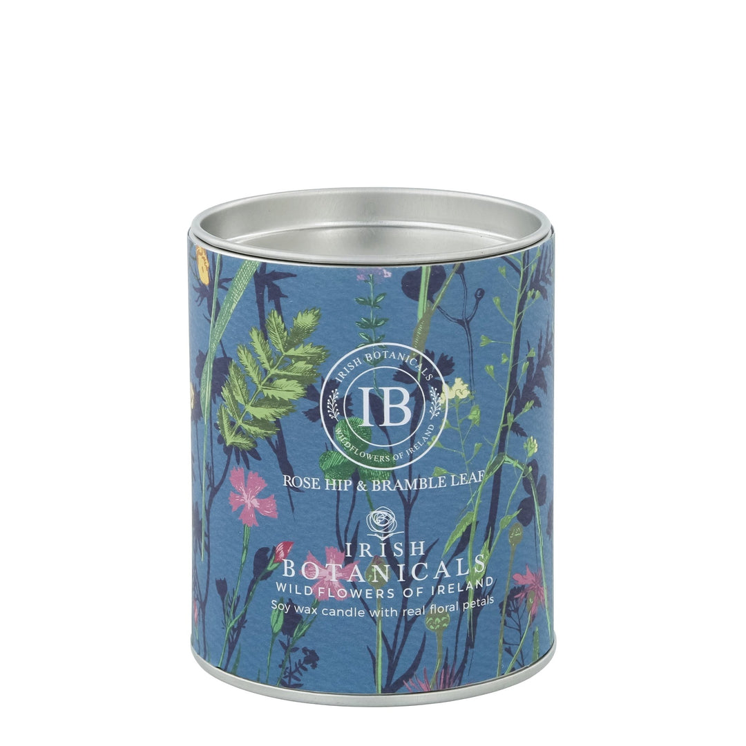 IB - E - IBW - RBL - TIN - Irish Botanicals - Hagebutte und Brombeerblatt Duft Kerze - Rosehip and Bramble Leaf Tin Candle