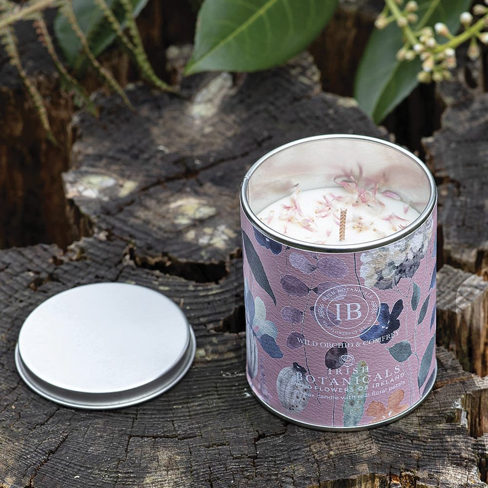 IB - E - IBW - WOC - TIN - Irish Botanicals - Wildorchidee und Beinwell Duft Kerze - Wild Orchid and Comfrey Tin Candle