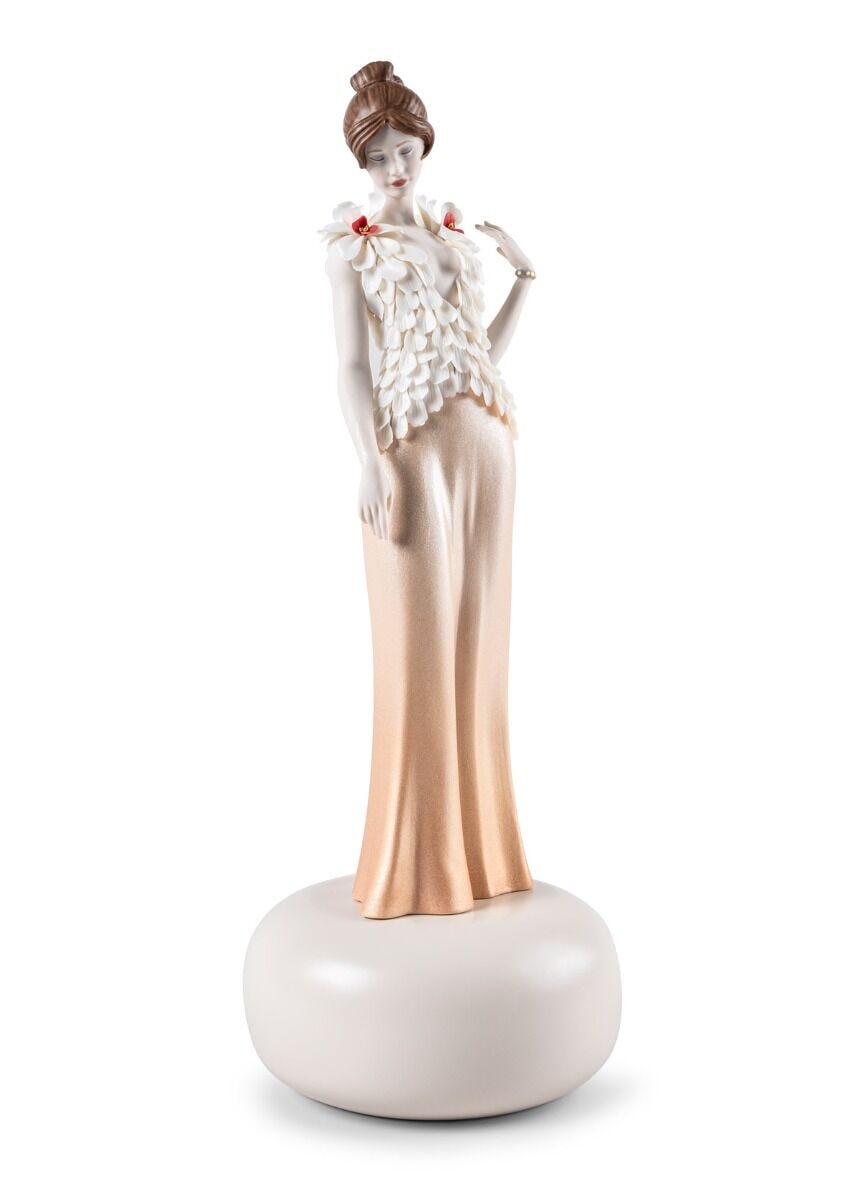 LLADRO® Exquisite Stickerei-Skulptur, Exquisite Embroidery 38cm, limitiert - 01009745-010-09745