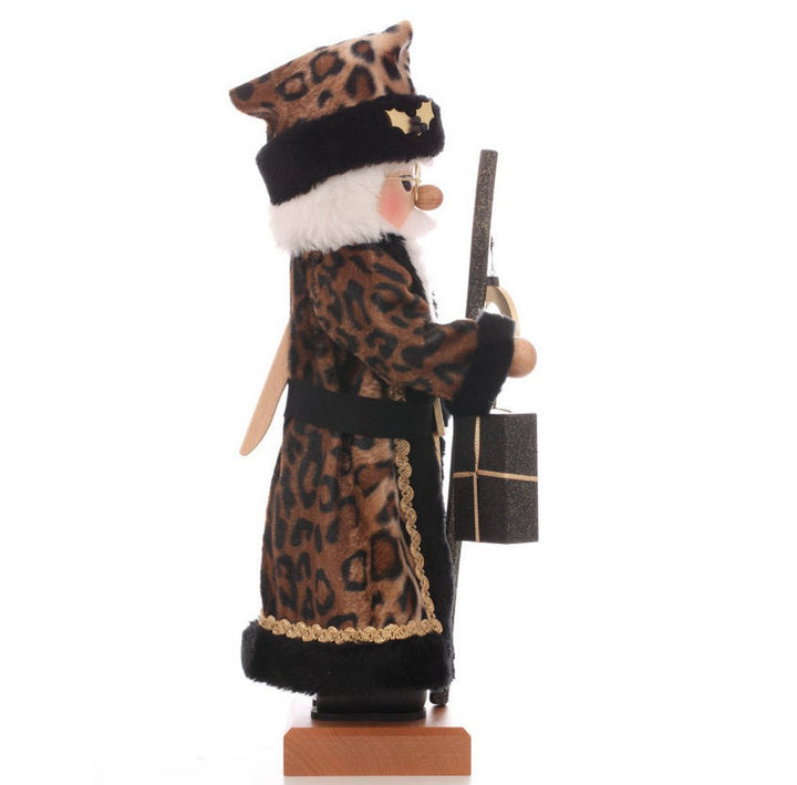 ULB - 000884 - Ulbricht 'Nussknacker Weihnachtsmann Wild Leo - 48,0cm' 2025 limitiert