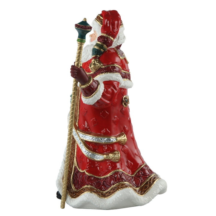 51001711 - Goebel Fitz and Floyd Santa mit Kranz und Stab 2024