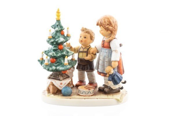 02 - 398 - 01 - 0 - Hummel Figur Hum 2398 Besinnliche Zeit 16 cm 2021