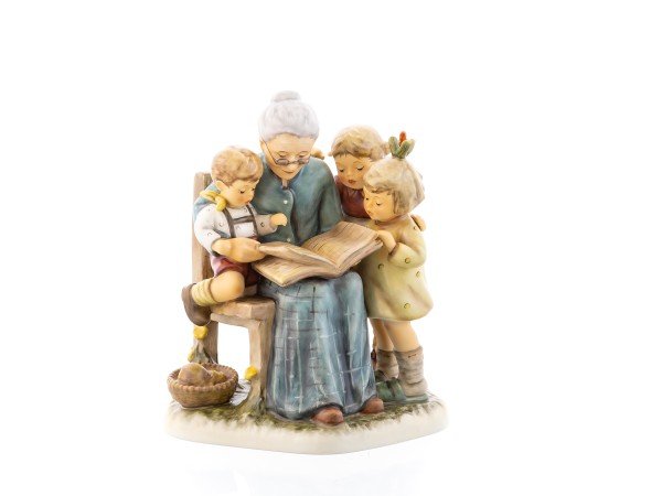 1620012 - Hummel 'Figur Hum 620 – Großmutter erzählt 21cm' 2023