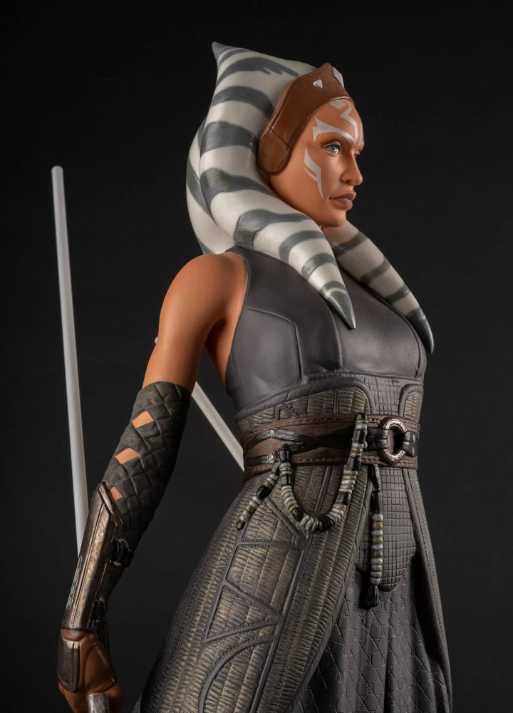 010 - 09420 - LLADRO® - 'AHSOKA TANO (Star Wars Collection by Lladro) - Base Included' 01009420