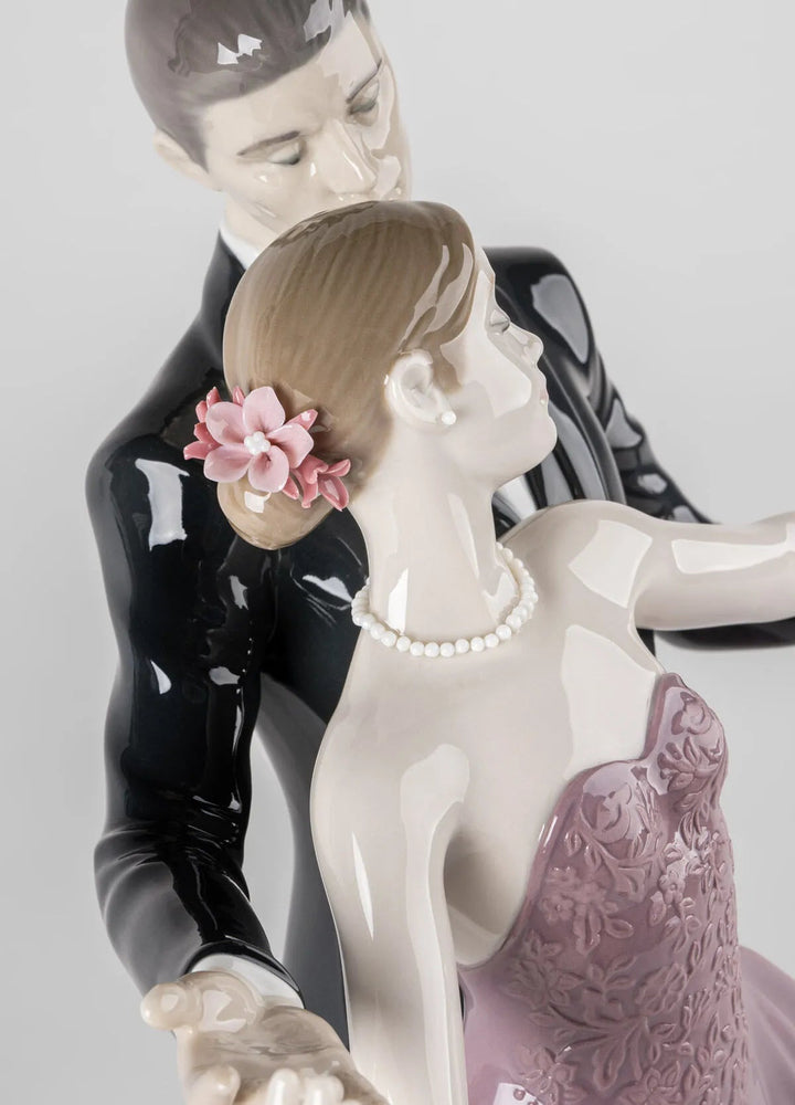 010 - 09709 - LLADRO® Figur Jubiläums - Walzer Skulptur 38x28x20cm 01009709 2023