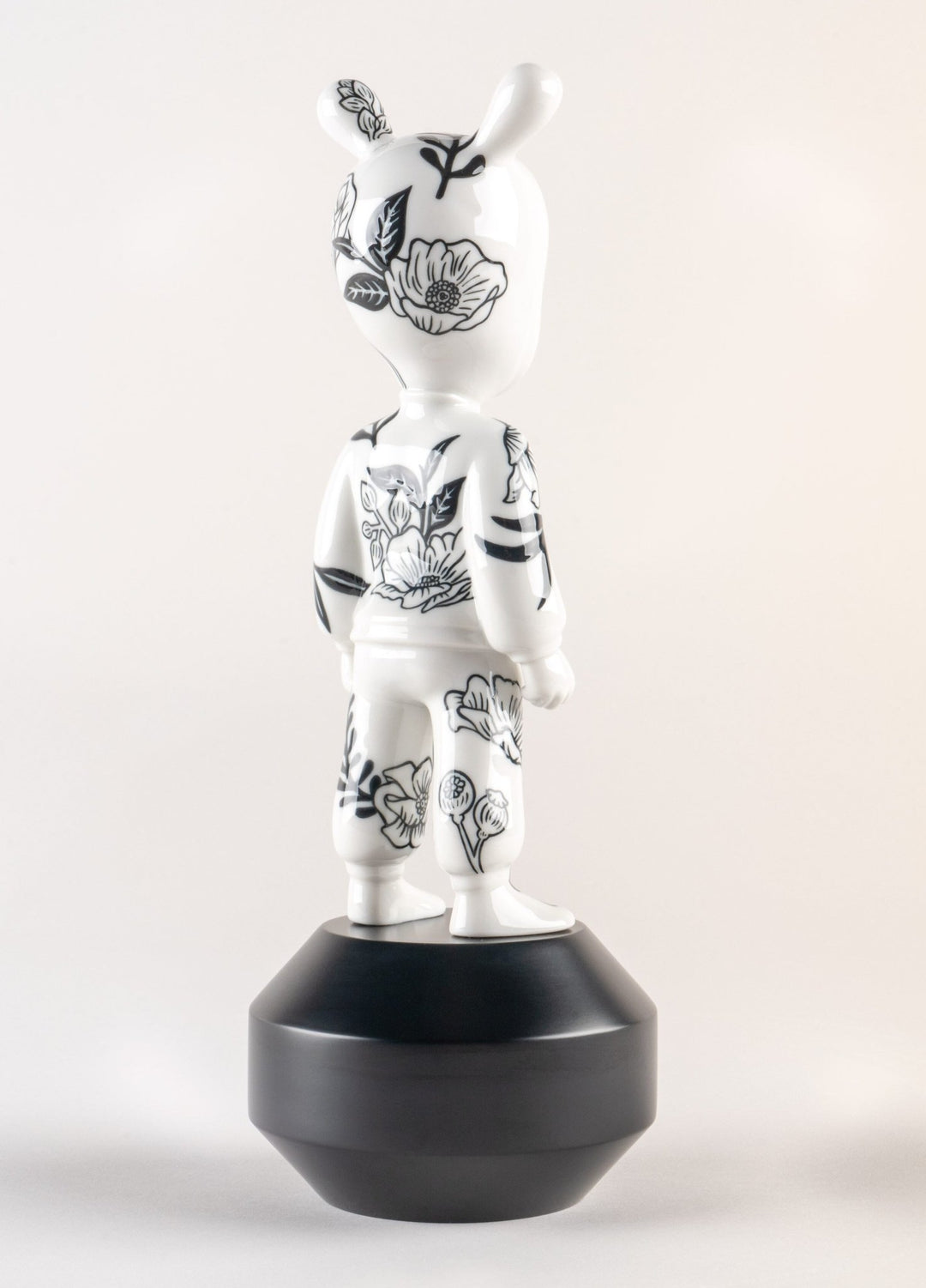 010 - 07753 - LLADRO® Figuren 'The Guest by Henn Kim Figurine. Small model. Numbered edition' !