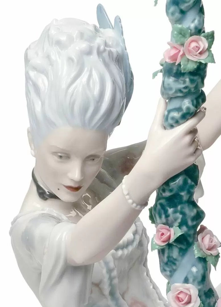010 - 08424 - LLADRO® - 'Rokoko Dame auf Schaukel Figur - Rococo Lady on Swing Figurine' 01008424