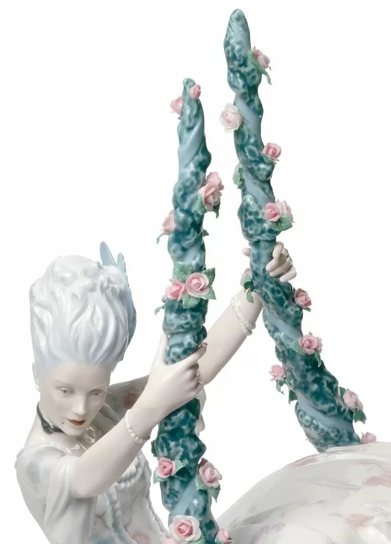 010 - 08424 - LLADRO® - 'Rokoko Dame auf Schaukel Figur - Rococo Lady on Swing Figurine' 01008424