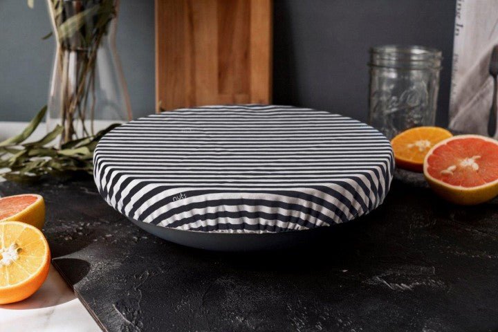 NUTSLD13 - NUTS 'Schüsselabdeckung "Schwarz/Weiß" Größe XL'