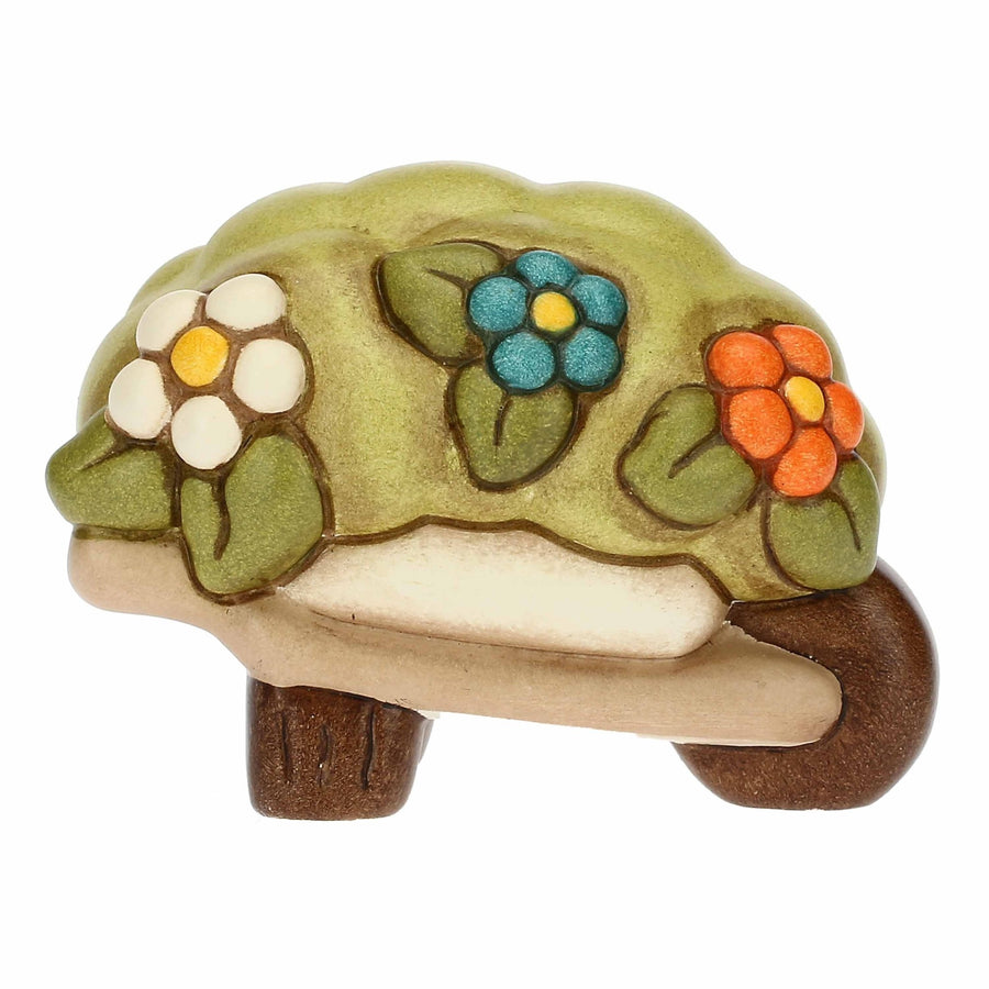 S3283H90 - THUN Country Family 'Schubkarre mit Blumen 6,5x4x4,8 cm h' 2022