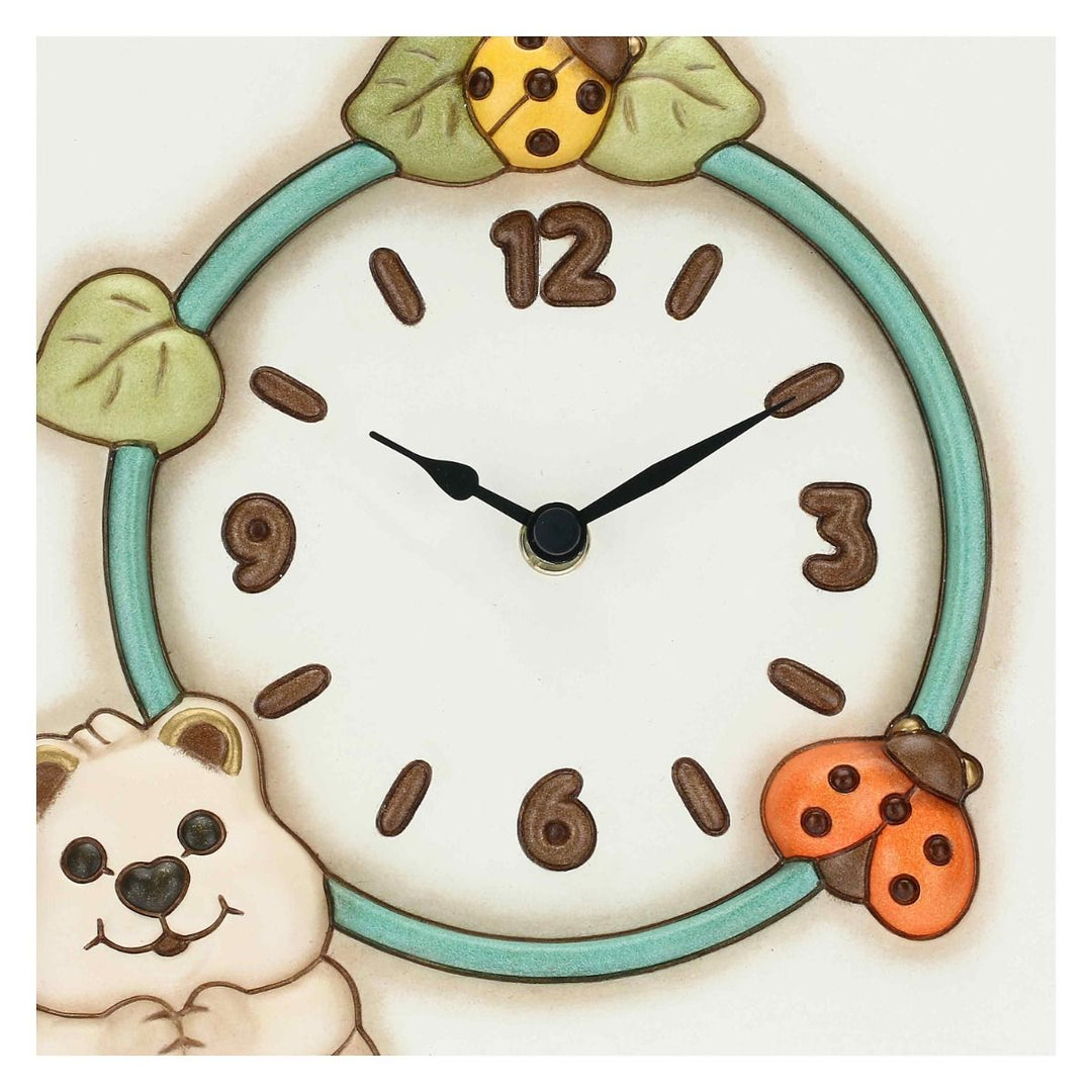 K3770H90 - THUN Figur 'Wanduhr Quokka und Marienkäfer' 2023