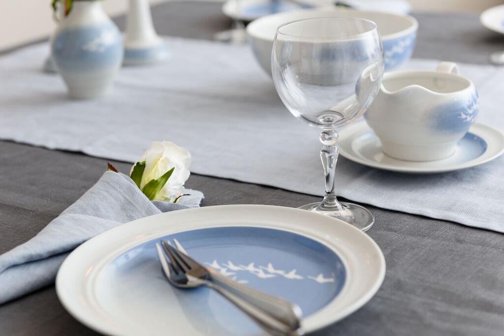 SOL - HL123 - Tischläufer - 1 Stück gewebter Leinen Tischläufer, Solwang, Dunkles Sturmgrau