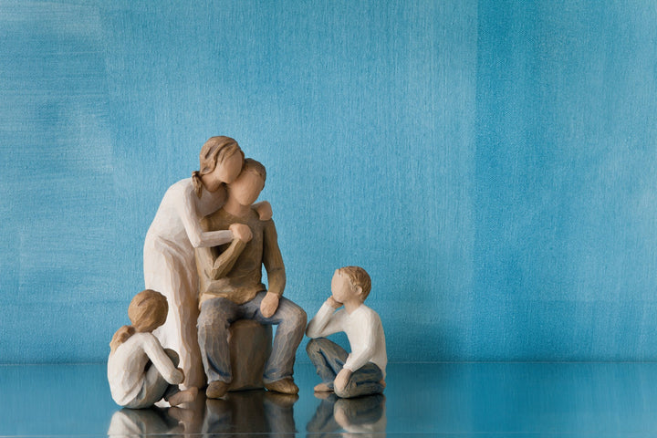 WT - 26227 - Willow Tree Figur 'Inquisitive Child - Wissbegieriges Kind 7,5cm'