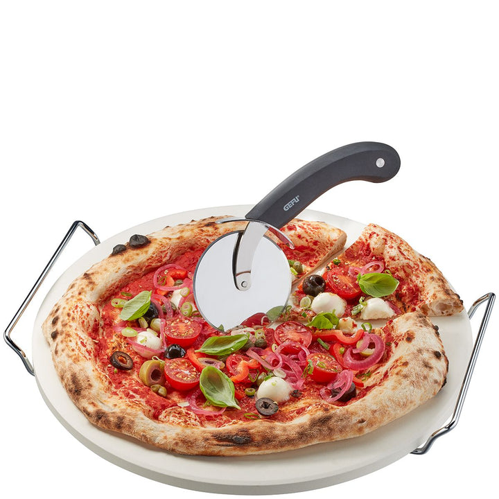 Gefu, Pizza stone with frame + pizza cutter Darioso, round D