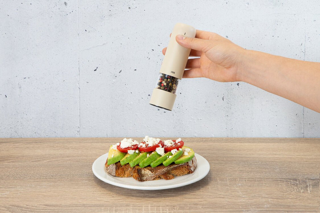 ADE-KG2529-3 - ADE elektrische Mini - Salz - und Pfeffermühle - 14 cm