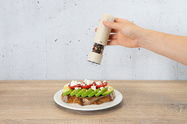 ADE-KG2529-3 - ADE elektrische Mini - Salz - und Pfeffermühle - 14 cm