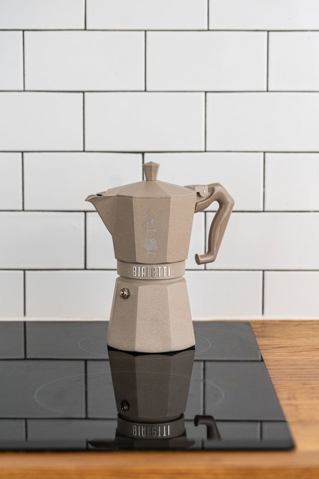 BIA-9078 - Bialetti, Espressokocher Moka Express, Exclusive Induktion, 6 Tassen, cremé