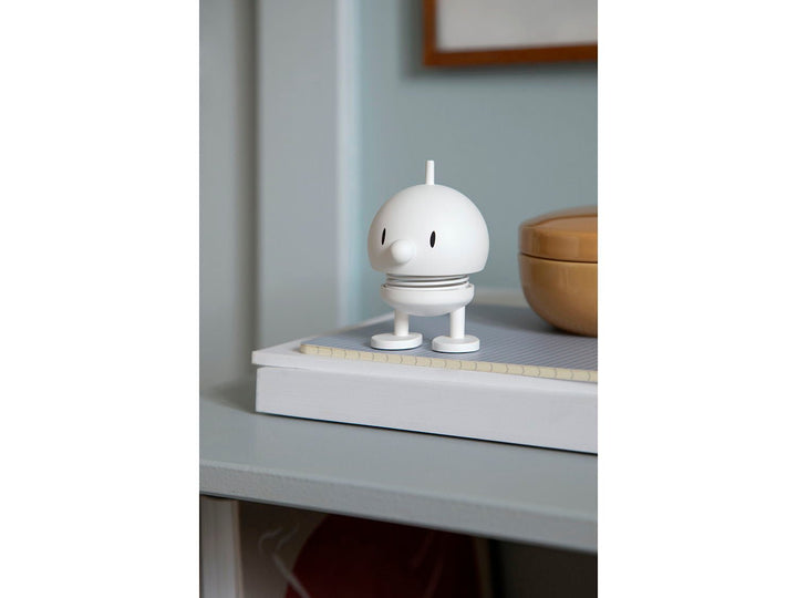 F&amp;H-32356 - F&amp;H Group, Hoptimist Wackelfigur, 4,5 x 5,8 x 7,6 cm, klein, Farbe weiß