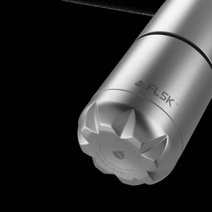 FL - 2010 - 0700 - 0010 - FLSK Trinkflasche mit Becher, stainless, 700ml, 28,8cm hoch