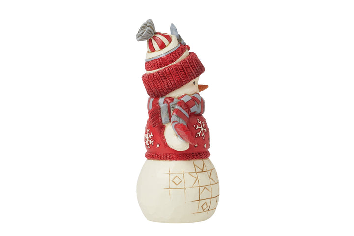 Jim Shore Nordic Noel Snowman 'Schneemann mit kuscheliger Mütze und Schal - 13,5cm' 2024 - 6015484