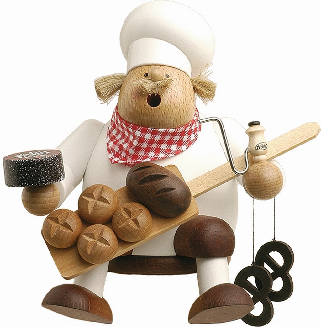 KWO - A21616 - KWO - Räuchermann Kantenhocker Bäcker, Holzkunst, 17cm