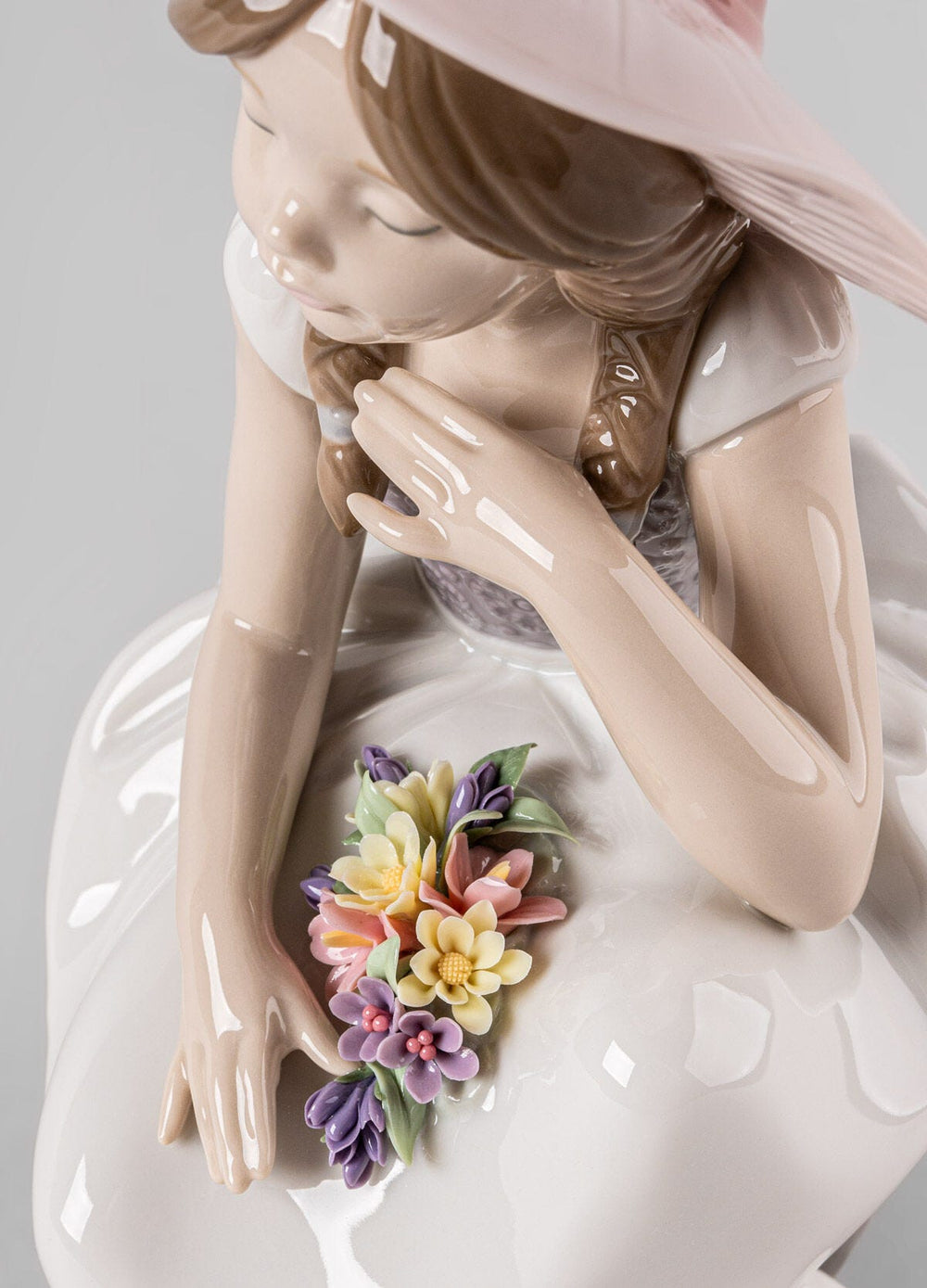 LLADRO® Figur - Der Frühling ist da Mädchen Skulptur 23cm - 01009749-010-09749