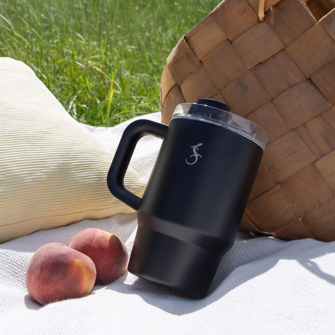 Lurch Insulating cup Big Cup Mini 0.8l with a drinking straw and powder coating, black