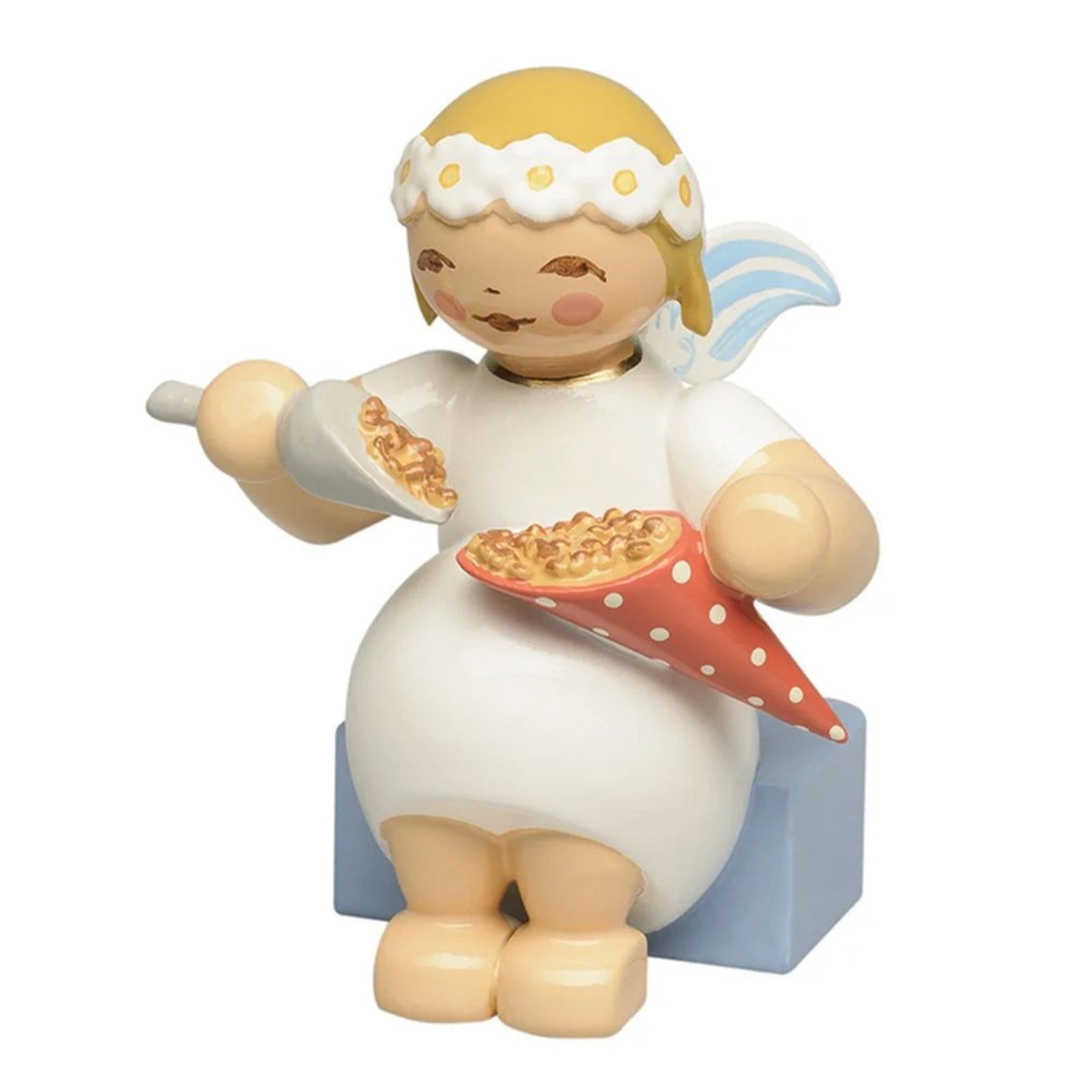 WUK - 634/70/43 - Wendt & Kühn 'Margeritenengel, sitzend, mit gebrannten Mandeln - 4cm'