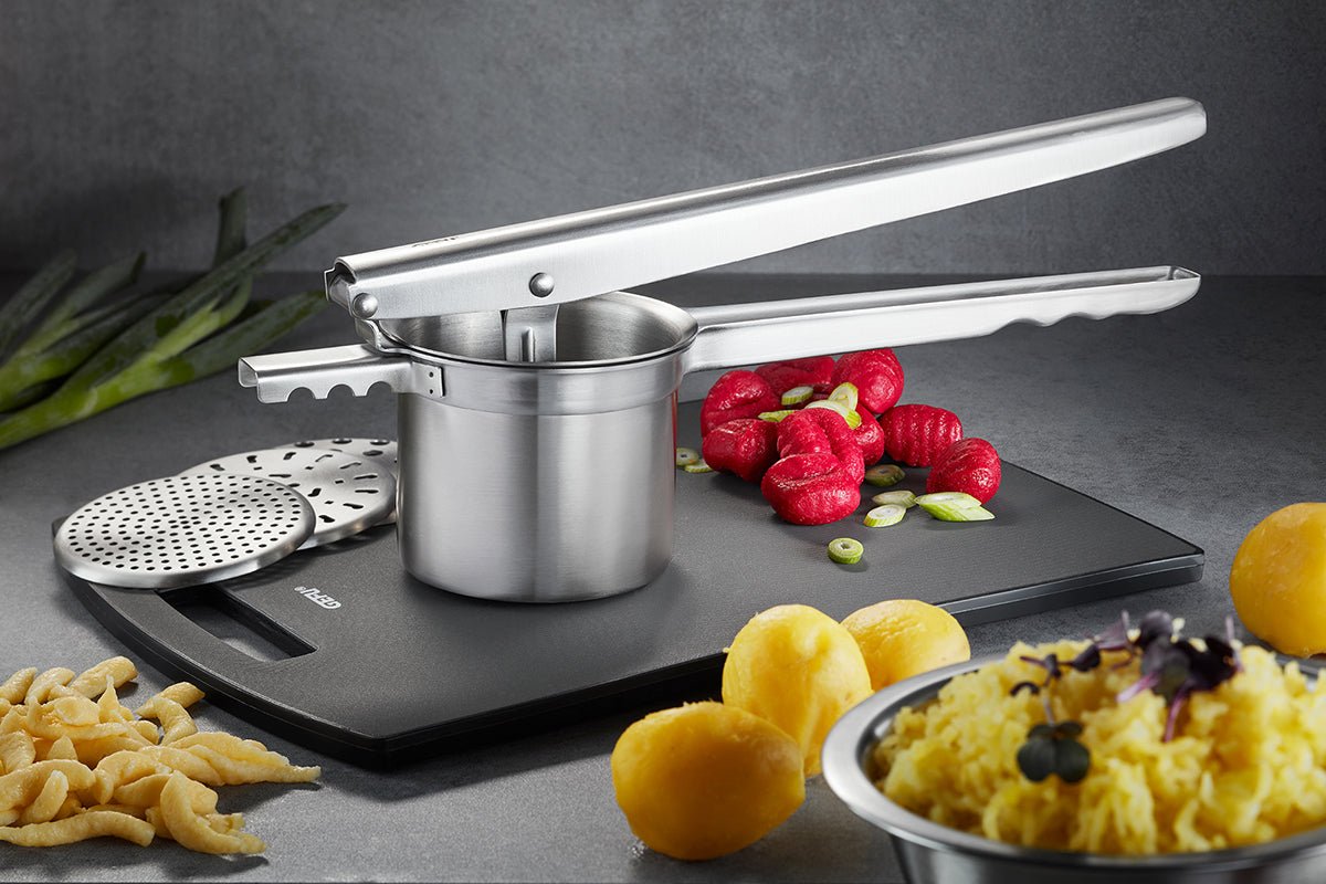 GE89440 - GEFU 'Kartoffel - Saft - und Spätzlepresse PRENSO'