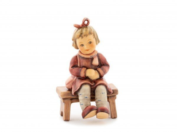 Hum2410001 - Hummel Figur Charlotte mit blauen Augen und akzentuierter Iris 12cm hoch Hum 2410