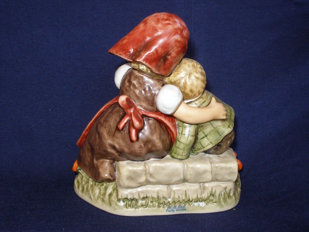 xALA - 01 - 401 - 01 - 7 - Hummel Kurze Rast Hum 401 Figuren - 75 Jahre Edition