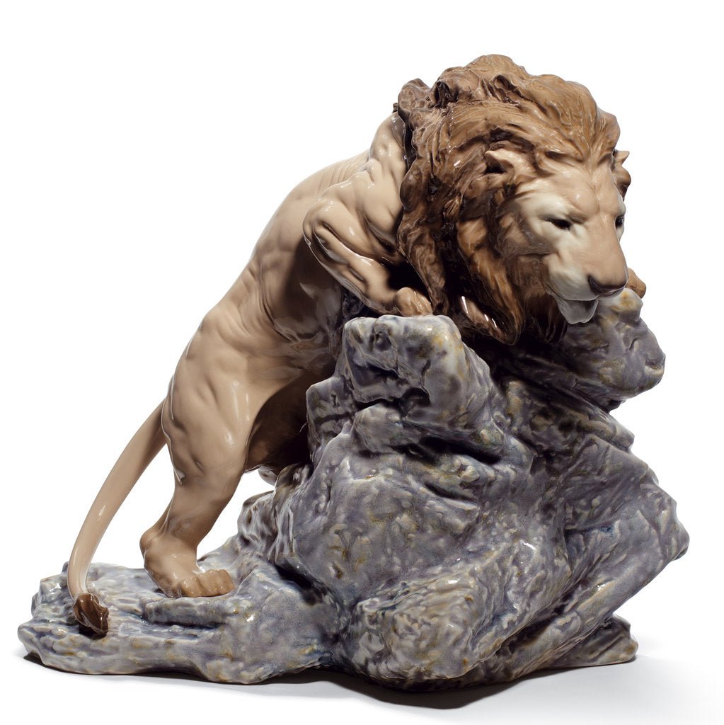 010 - 08656 - LLADRO® Figur »Lauernder Löwe« 01008656