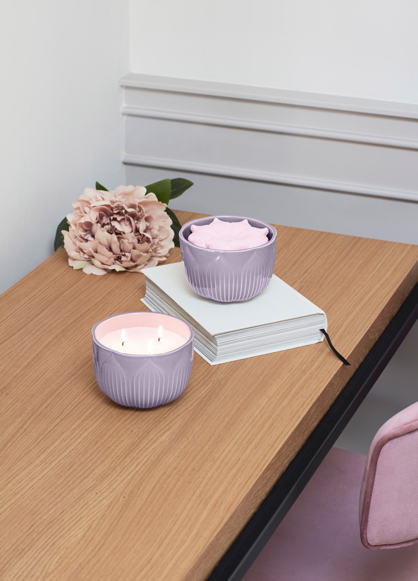 010 - 40273 - LLADRO® - 'Fleurs Perfume diffuser - Sweet Memories' 2021 01040273