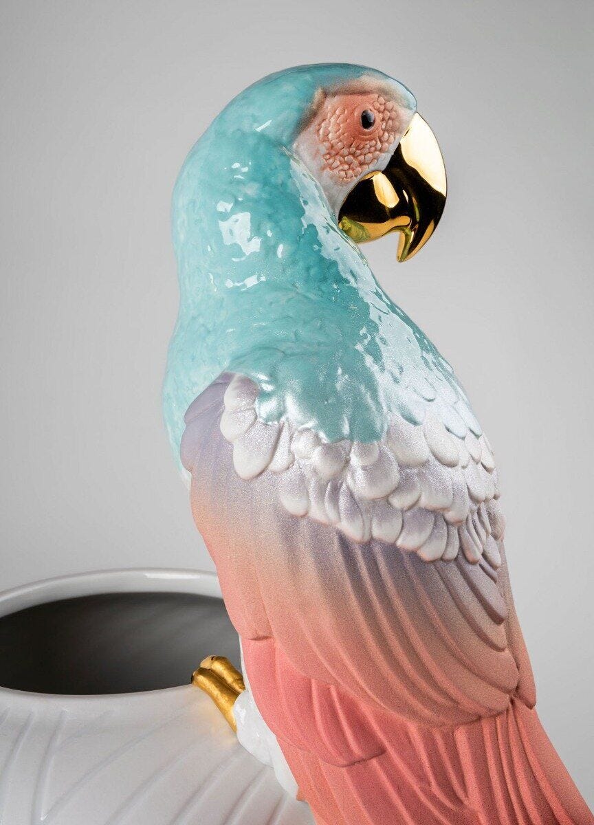 010 - 09686 - LLADRO® Macaw bird vase - Ara mit Vase rot 56x29x24cm 01009686 2023