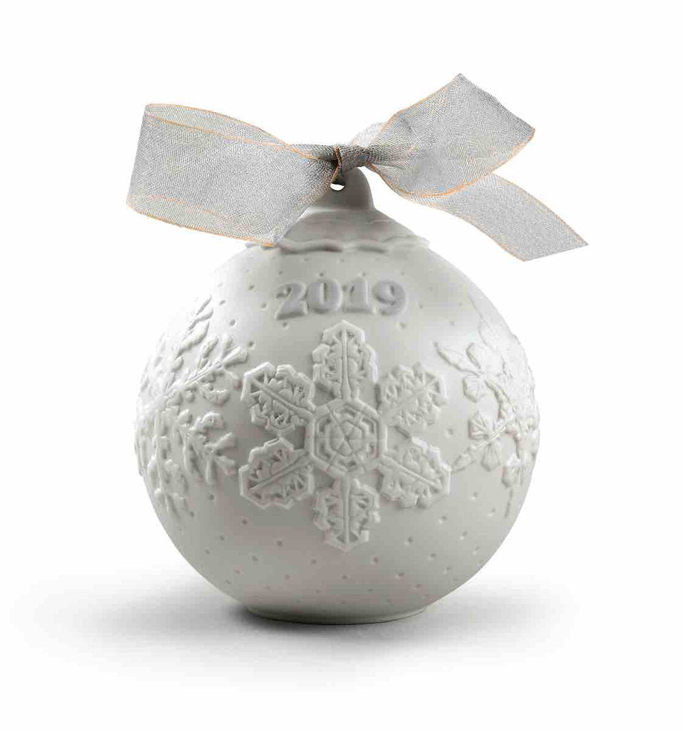 010 - 18443 - LLADRO® Weihnacht '2019 Weihnachtskugel 10cm weiss' 01018443 01018443