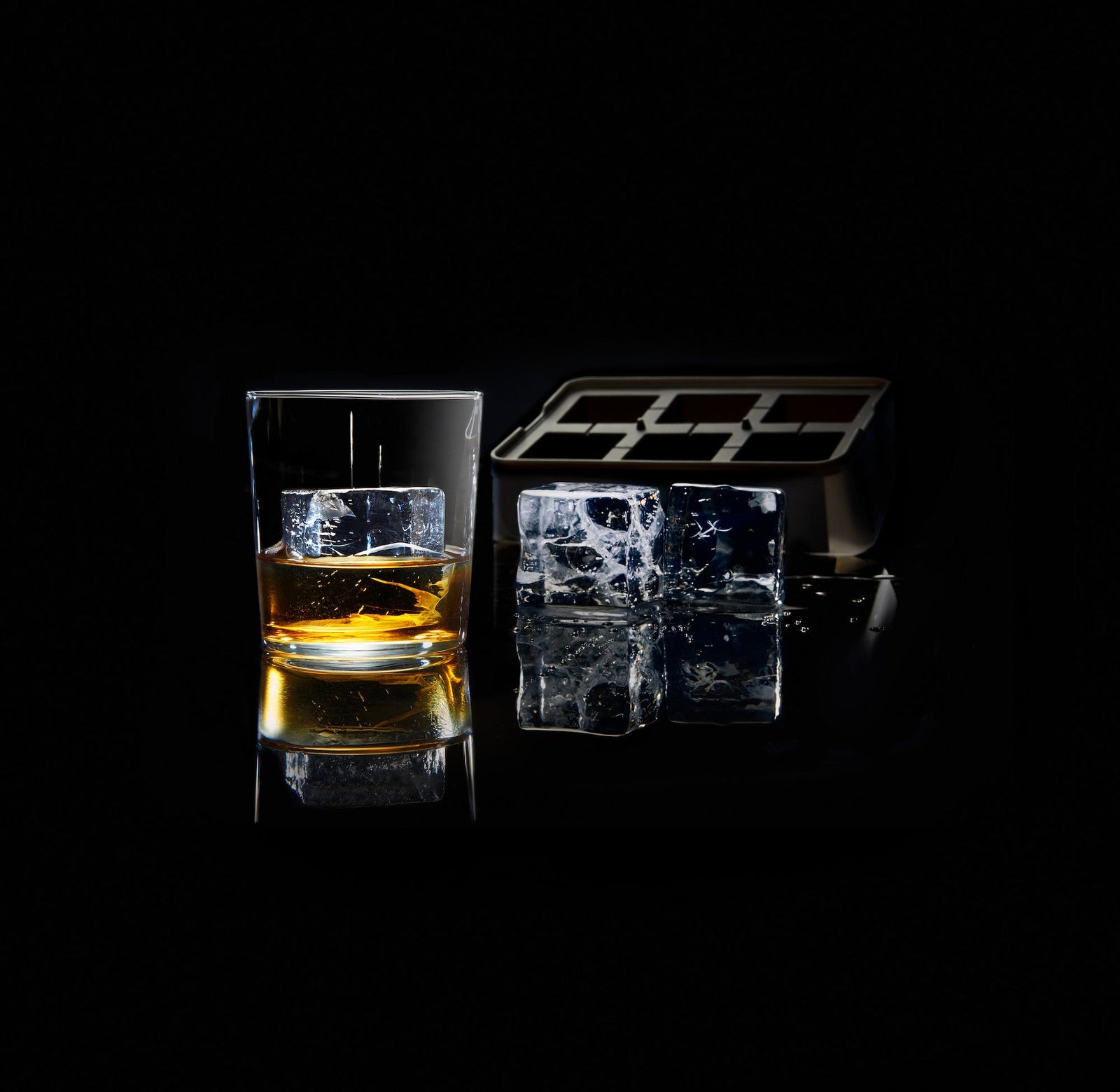 L00240715 - LURCH 'ICE FORMER Würfel 5x5cm schwarz transparent Eiswürfelform mit Deckel'