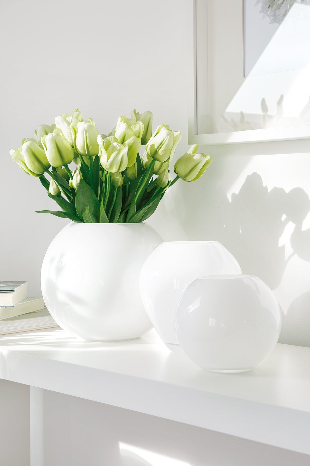 FINK - 115278 - MOON - Glas Vase, Opalglas weiss 16cm, Fink