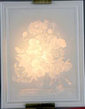 PLP2334 - Plaue Porzellan Lithophanie - Platte Blumenvase u. Früchte