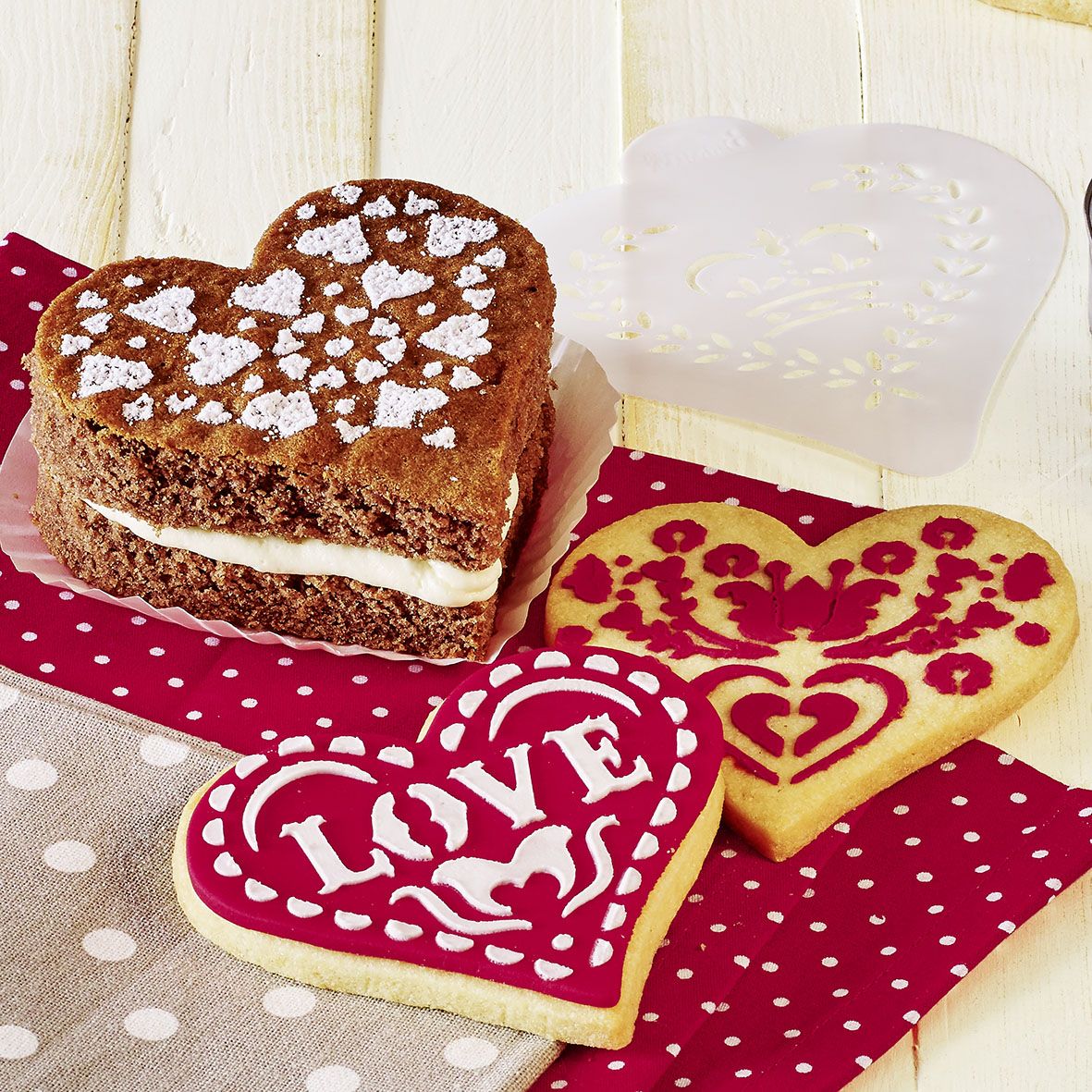 BI146044 - RBV Birkmann, Schablonen Set für Gebäck Herz 7 teilig