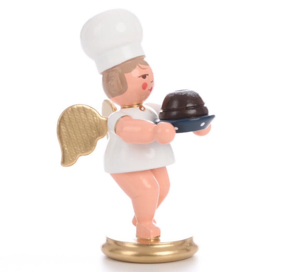 ULB - 31263 - Ulbricht Miniaturen 'Bäckerengel mit Napfkuchen - 7.5cm'