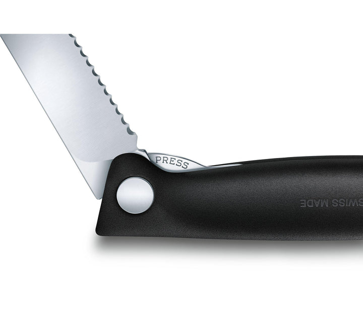 Victorinox - 'Swiss Classic Faltbares Gemüsemesser, Wellenschliff, schwarz' VX6.7833.FB